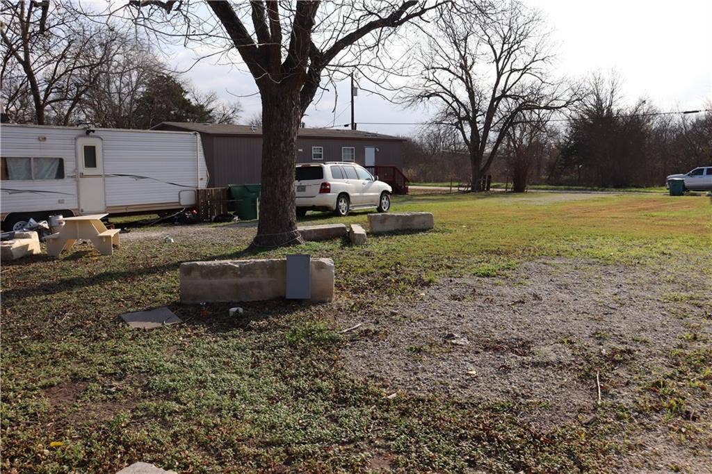 310 W Burleson, Mart, TX 76664 310 W Burleson, Mart, TX 76664