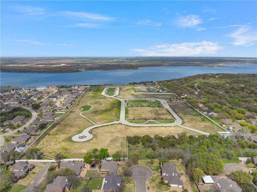 Property photo for 53 Turnberry Circle, Woodway, TX