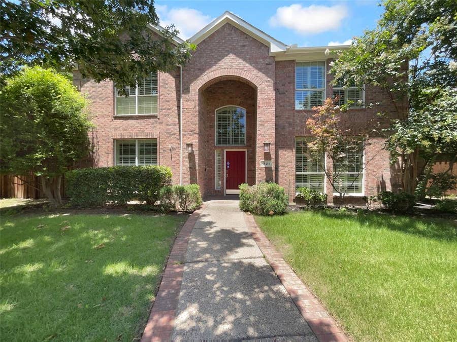Property photo for 321 Beacon Hill Drive, Allen, TX