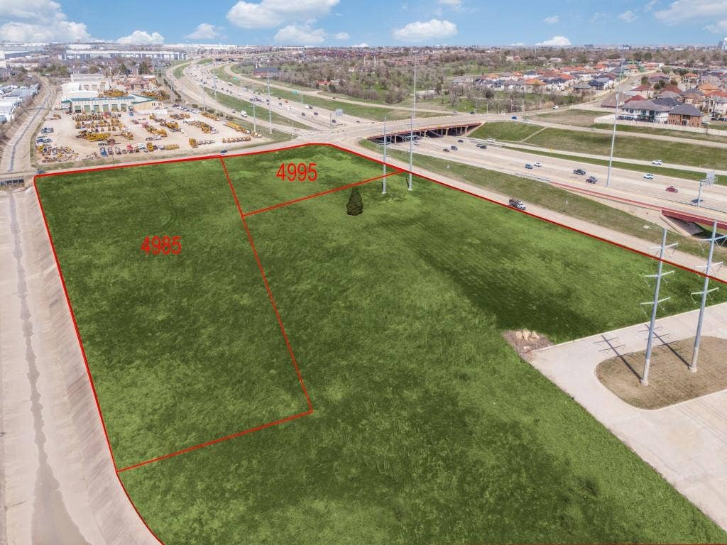 4995 W Rochelle Road, Irving, TX 75062 Aerial view
