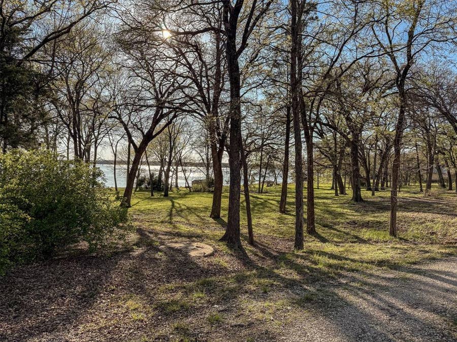 Property photo for 2063 Bluffview Lane, Lone Oak, TX