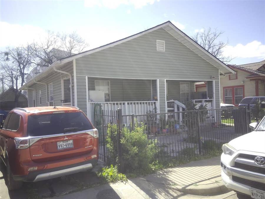 Property photo for 1515 HOLLY Avenue, Dallas, TX