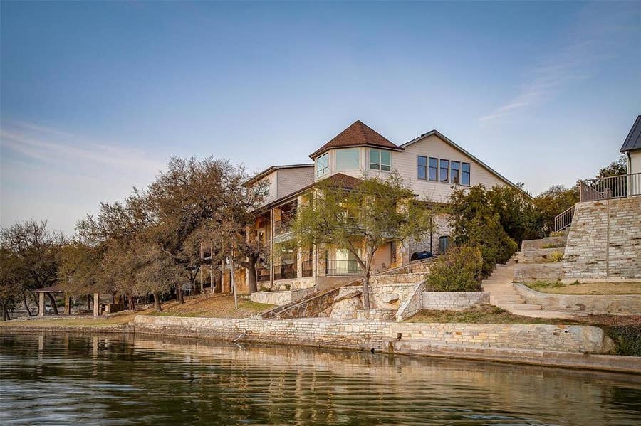 Property photo for 5010 Comanche Vista Court, De Cordova, TX