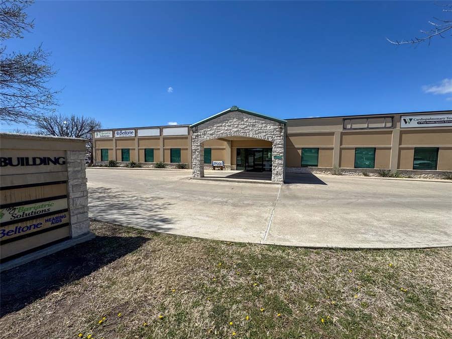 Property photo for 2014 Ben Merritt Drive, #B, Decatur, TX