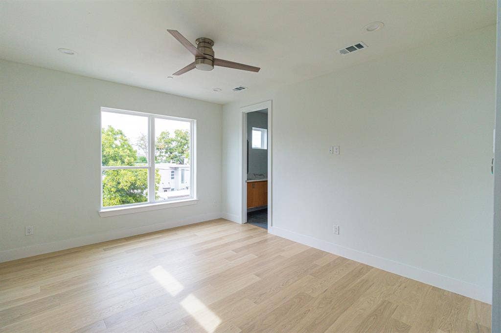 4210 Roseland Avenue, Dallas, TX 75204 4210 Roseland Avenue, Dallas, TX 75204