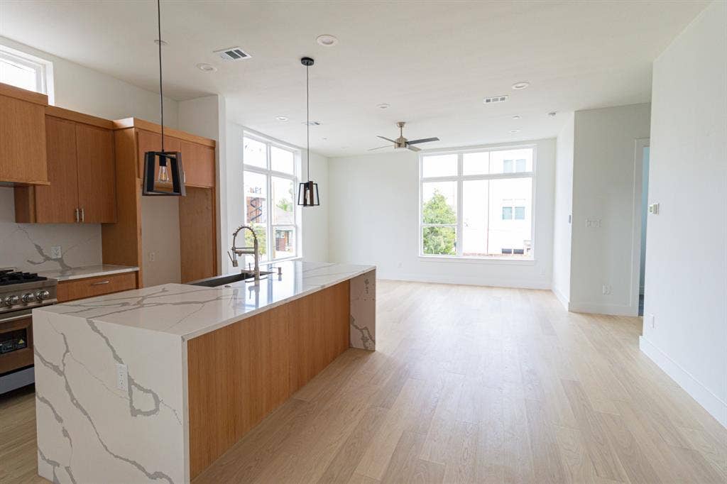 4210 Roseland Avenue, Dallas, TX 75204 4210 Roseland Avenue, Dallas, TX 75204