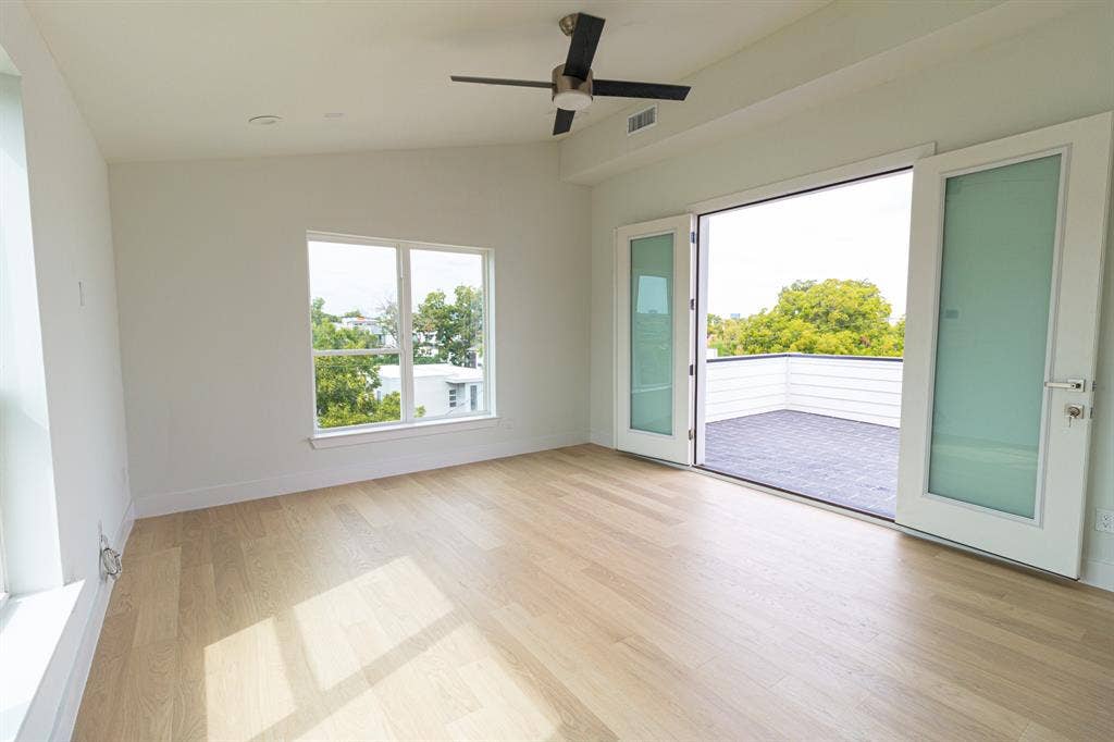 4210 Roseland Avenue, Dallas, TX 75204 4210 Roseland Avenue, Dallas, TX 75204