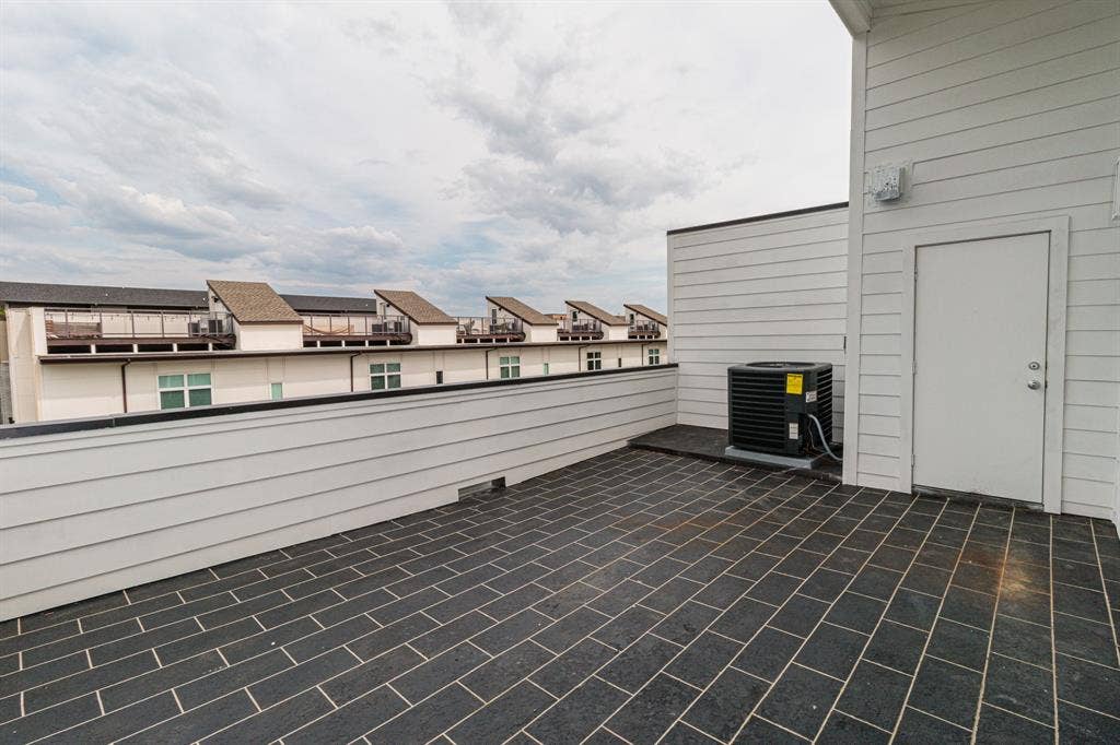 4210 Roseland Avenue, Dallas, TX 75204 4210 Roseland Avenue, Dallas, TX 75204