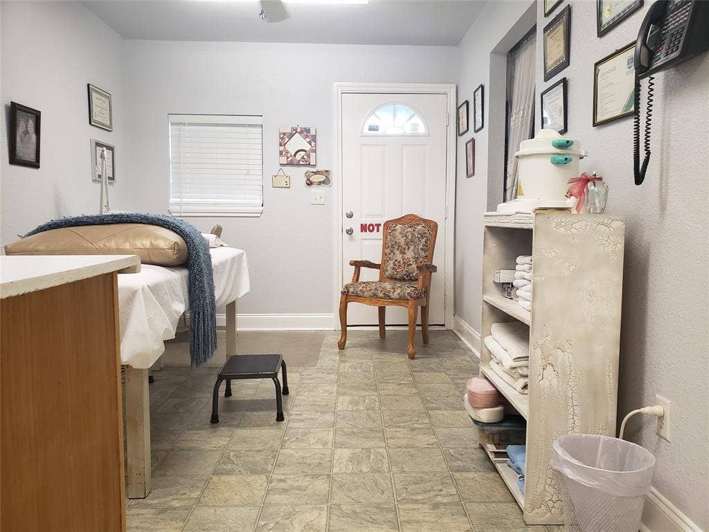 5617 Watauga Road, Watauga, TX 76148 5617 Watauga Road, Watauga, TX 76148