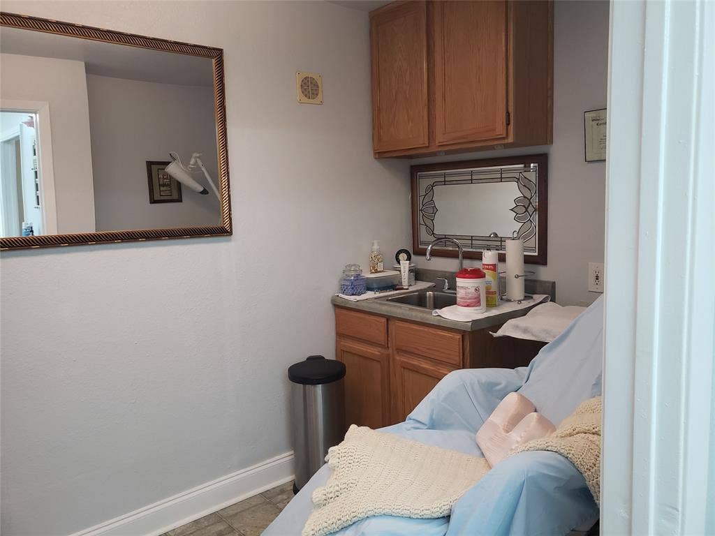 5617 Watauga Road, Watauga, TX 76148 5617 Watauga Road, Watauga, TX 76148