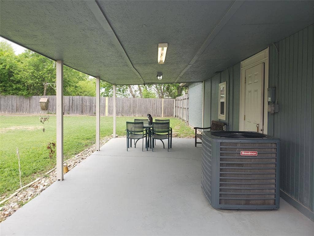 5617 Watauga Road, Watauga, TX 76148 5617 Watauga Road, Watauga, TX 76148