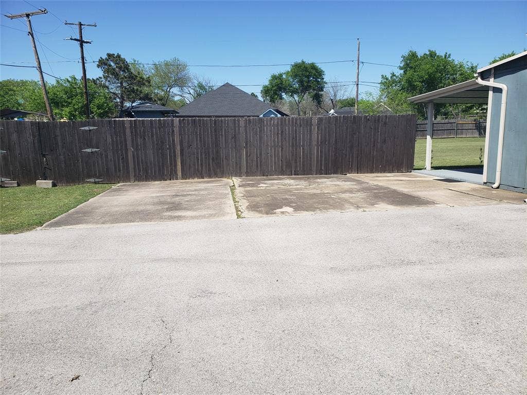5617 Watauga Road, Watauga, TX 76148 5617 Watauga Road, Watauga, TX 76148