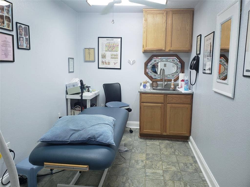 5617 Watauga Road, Watauga, TX 76148 5617 Watauga Road, Watauga, TX 76148