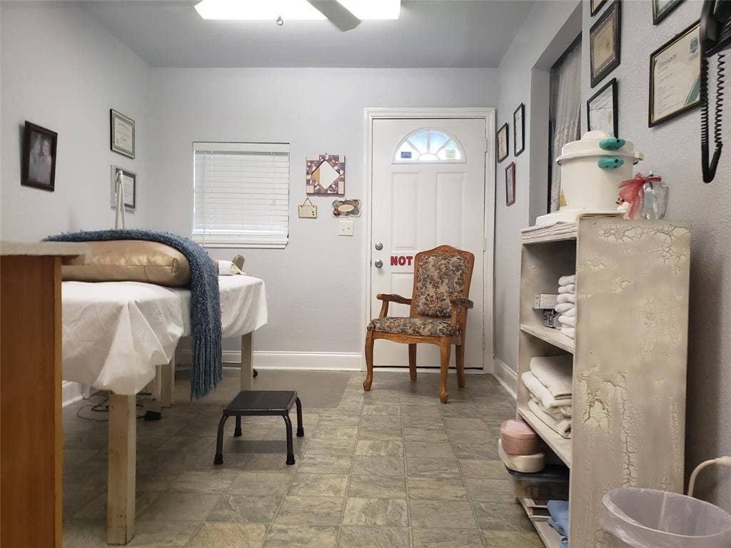 5617 Watauga Road, Watauga, TX 76148 5617 Watauga Road, Watauga, TX 76148