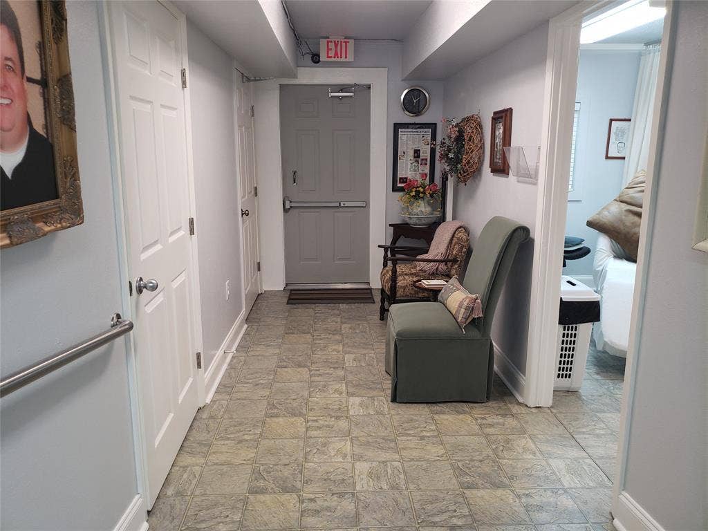 5617 Watauga Road, Watauga, TX 76148 Hallway Leading other areas of the building