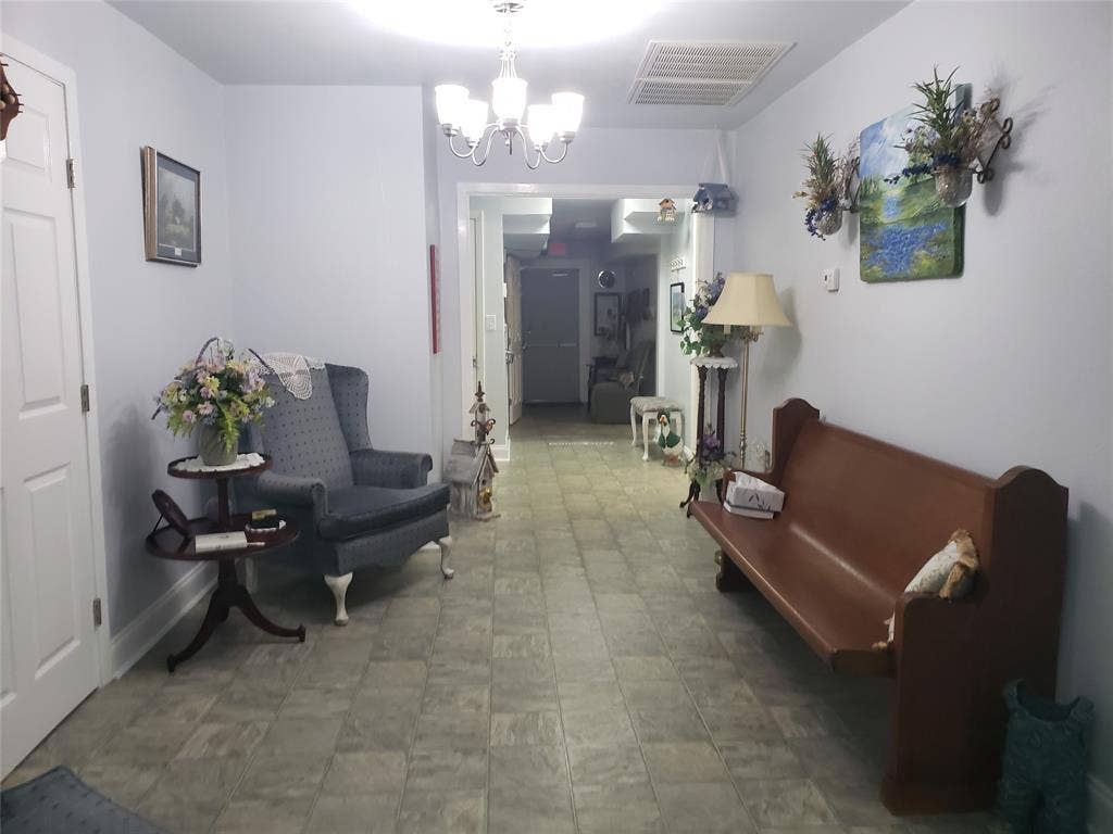5617 Watauga Road, Watauga, TX 76148 5617 Watauga Road, Watauga, TX 76148