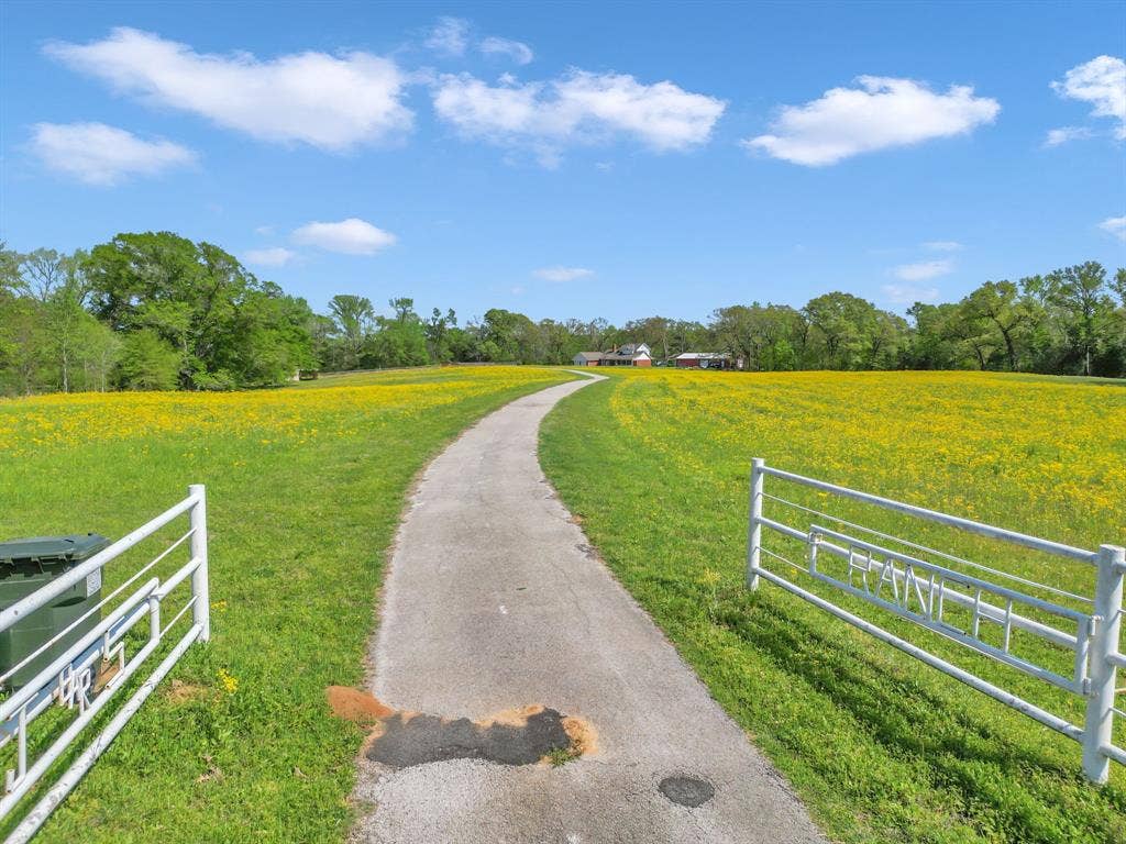 18340 County Road 479 Road, Lindale, TX 75771 18340 County Road 479 Road, Lindale, TX 75771
