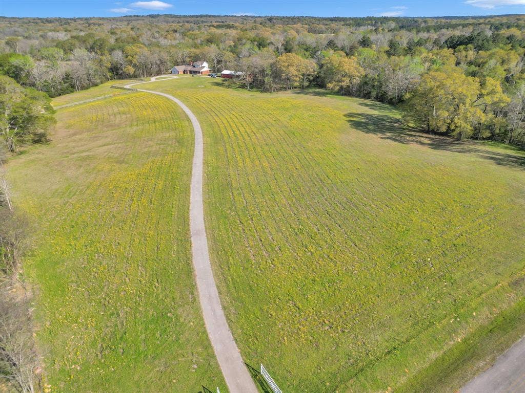 18340 County Road 479 Road, Lindale, TX 75771 18340 County Road 479 Road, Lindale, TX 75771