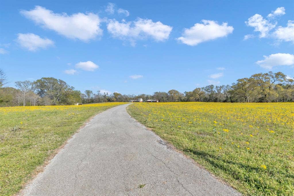 18340 County Road 479 Road, Lindale, TX 75771 18340 County Road 479 Road, Lindale, TX 75771
