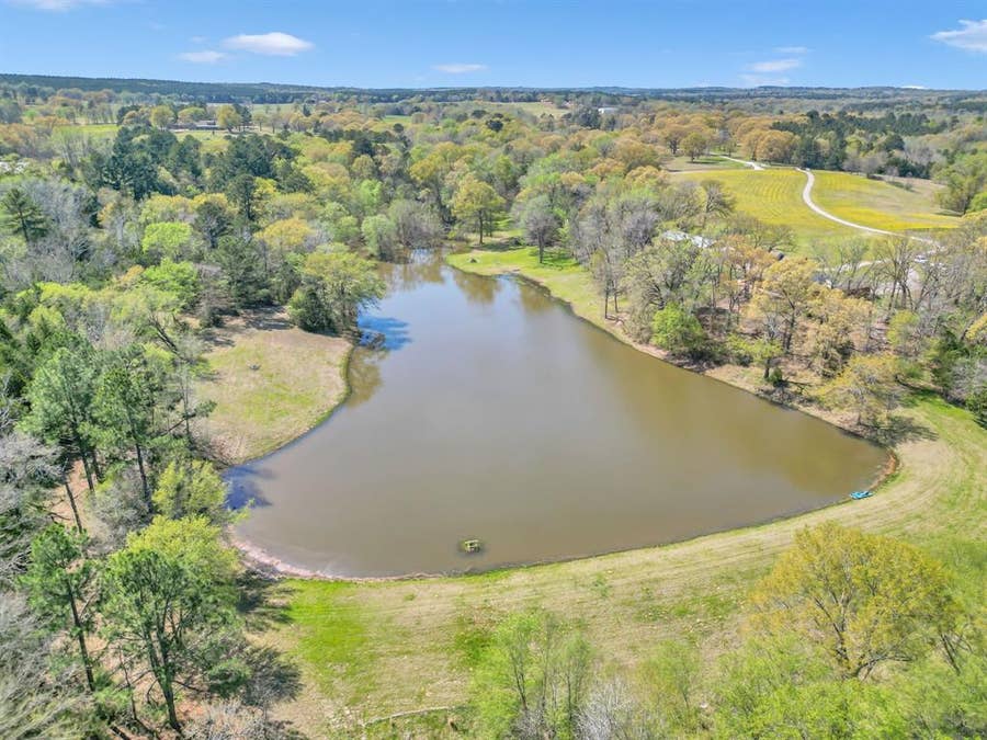 Property photo for 18340 County Road 479 Road, Lindale, TX