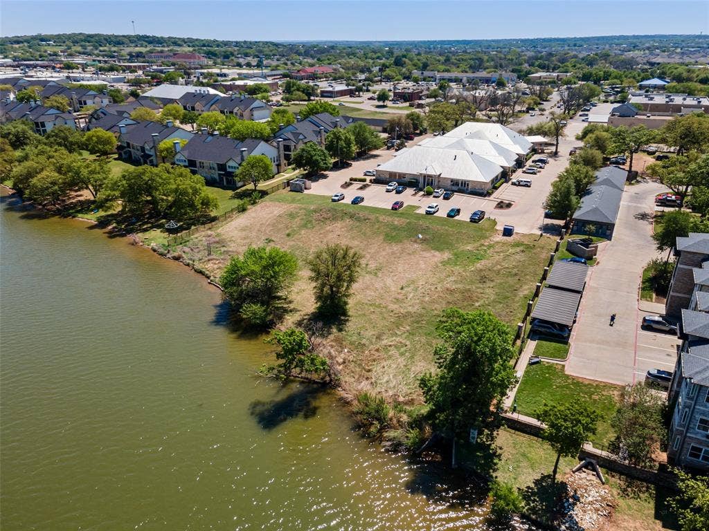 805 Hill Boulevard, Granbury, TX 76048 Birds eye view of property featuring a residential view