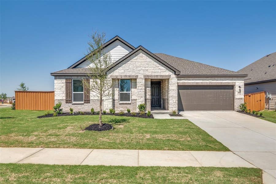 Property photo for 4031 Bedford Drive, Crandall, TX