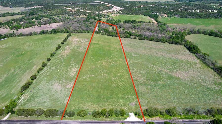 Property photo for 13000 Chalk Mountain Highway, Bluff Dale, TX