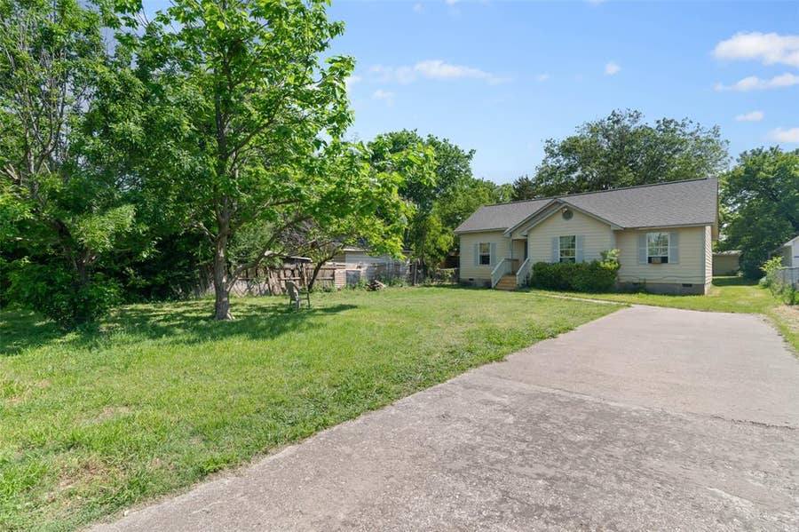 Property photo for 5344 Larimore Lane, Dallas, TX