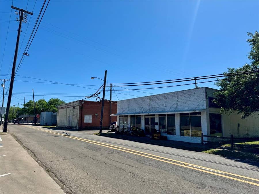 Property photo for 1105,1107 Park St Street, Commerce, TX