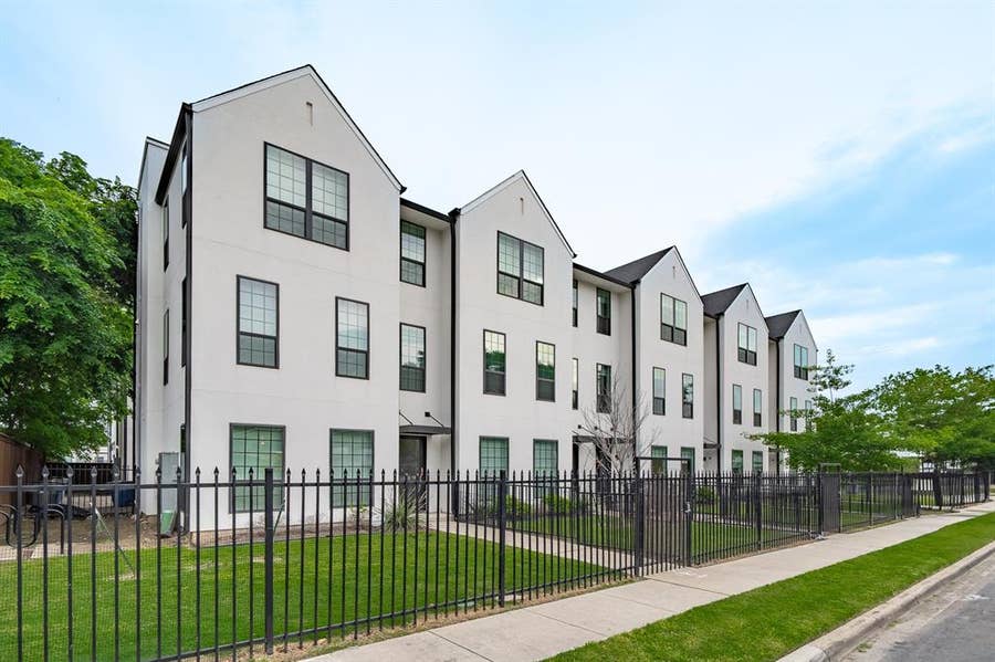 Property photo for 4808 San Jacinto Street, #101, Dallas, TX