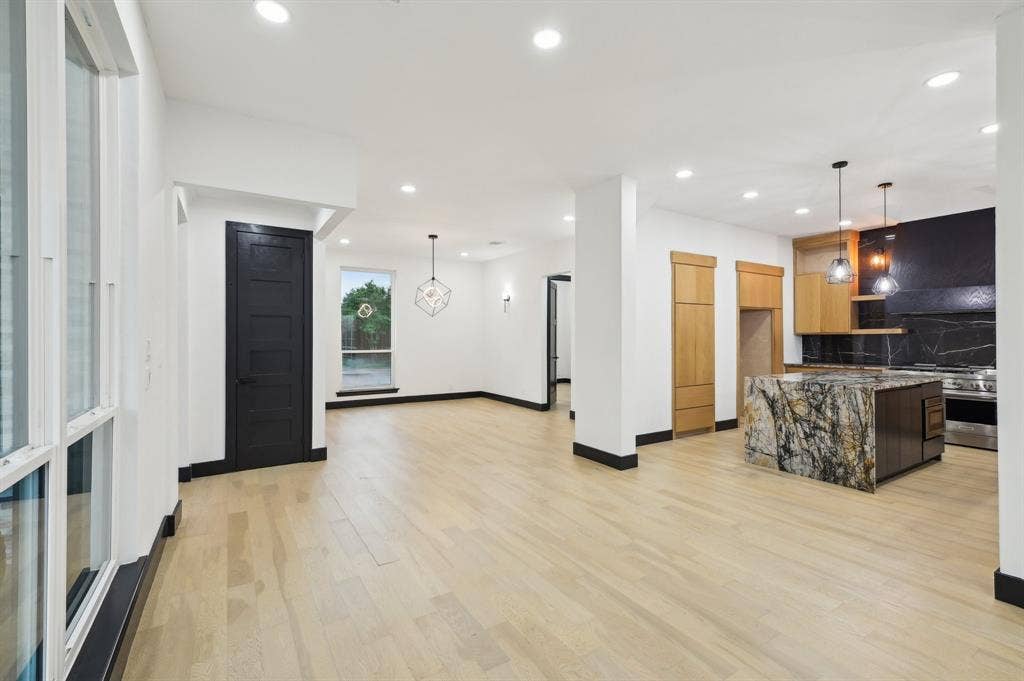 4219 Hollow Oak Drive, Dallas, TX 75287 4219 Hollow Oak Drive, Dallas, TX 75287