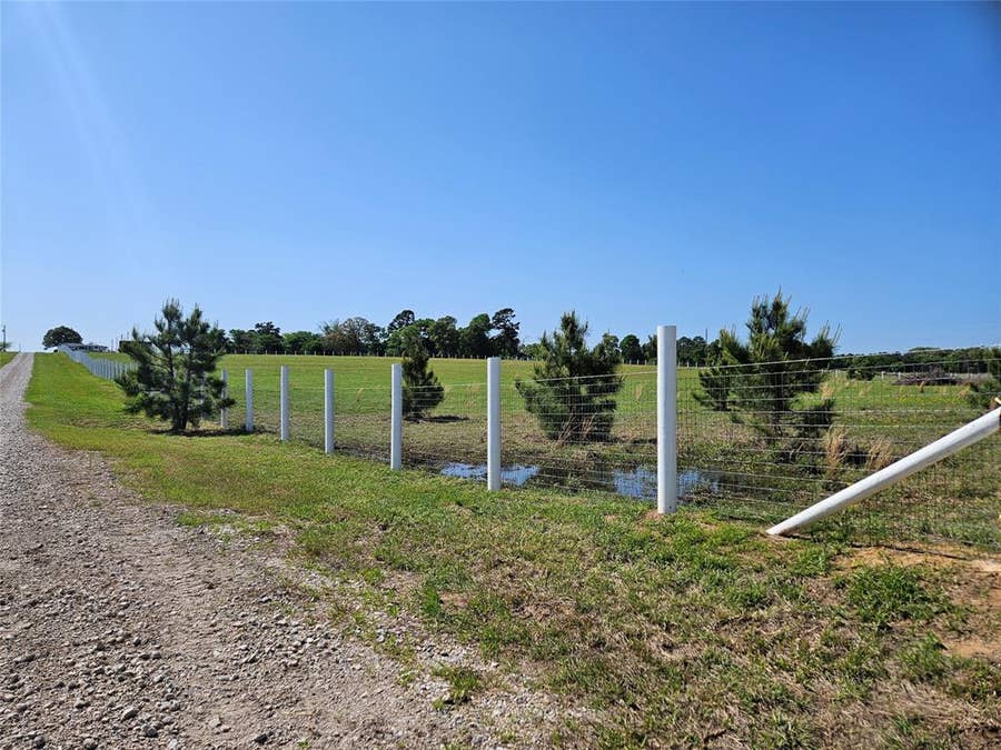 Property photo for 1140 CR-3412, Chandler, TX