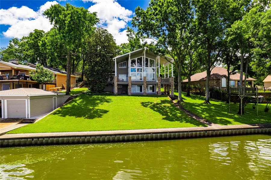 Property photo for 1232 Whispering Springs Drive, Tool, TX