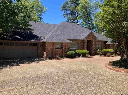 3803 Lake Forest Drive, Tyler, TX 75707 3803 Lake Forest Drive, Tyler, TX 75707
