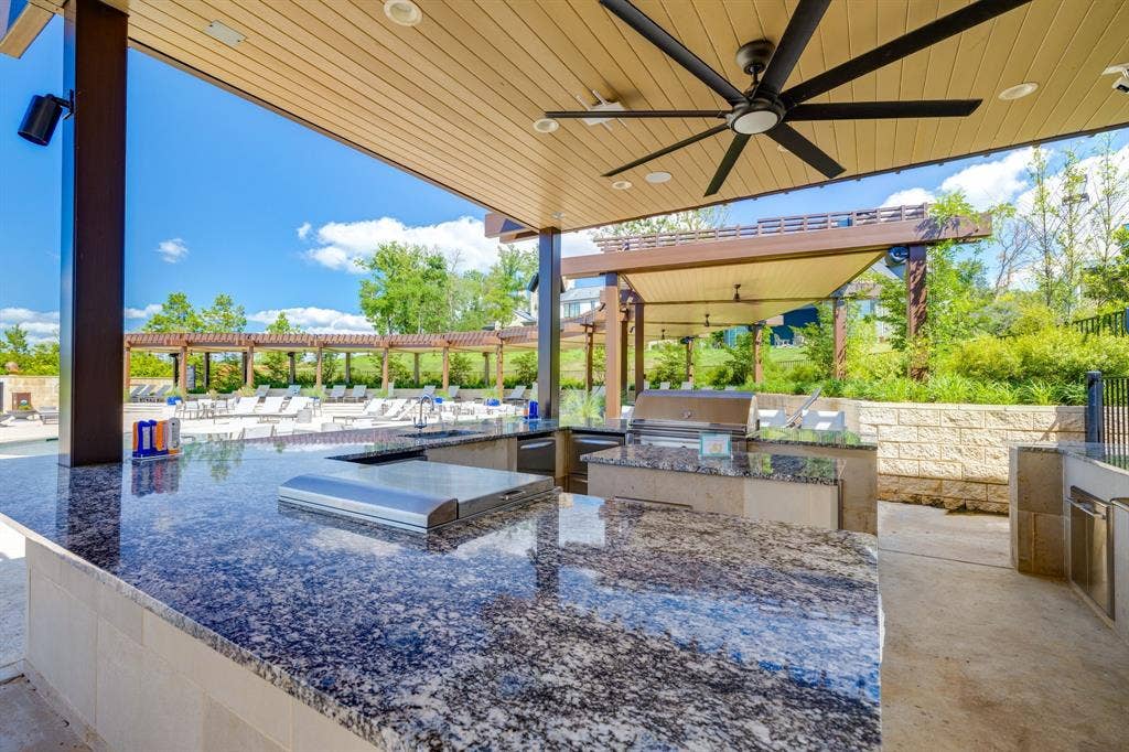 12121 Lighthouse Lane W, Malakoff, TX 75148 View of patio / terrace with ceiling fan and a sink