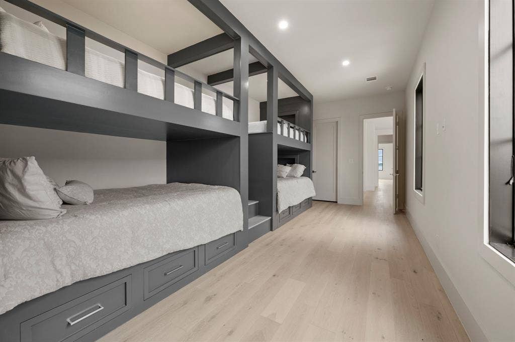 12121 Lighthouse Lane W, Malakoff, TX 75148 Bedroom featuring light wood-type flooring, baseboards, and recessed lighting