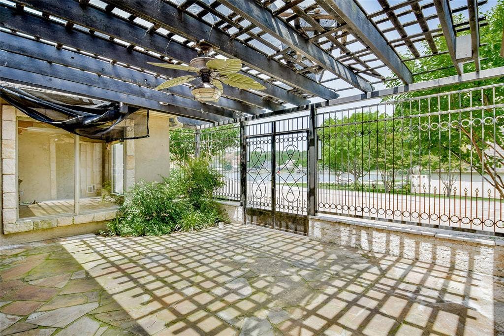 4009 Scenic Way, Granbury, TX 76049 View of patio with a ceiling fan and a pergola