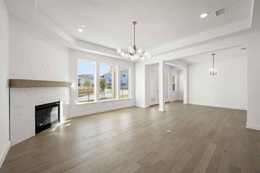 14465 Overlook Park Drive, Fort Worth, TX 76008 14465 Overlook Park- Living Room-1