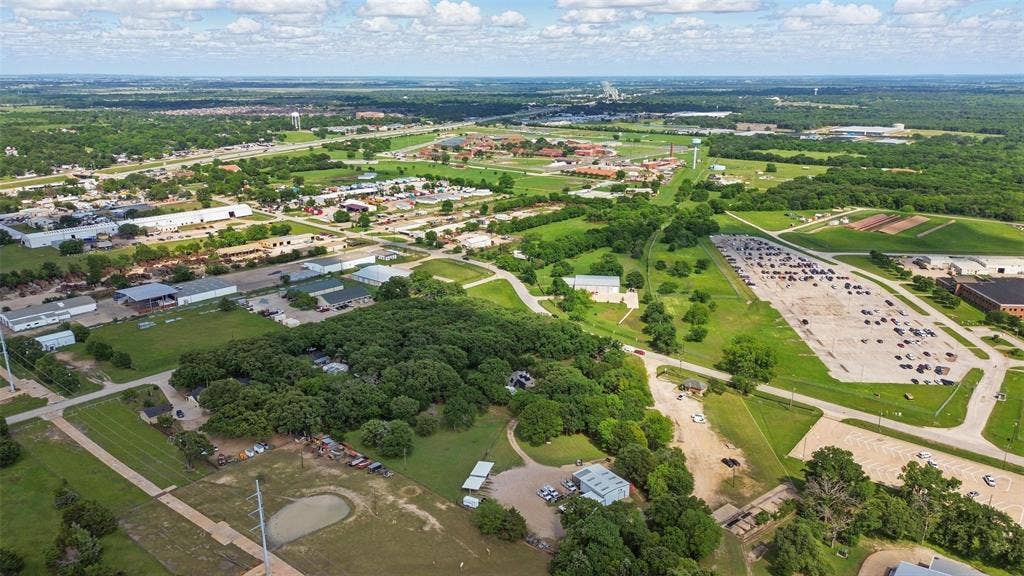 610 W Simonds Road, Seagoville, TX 75159