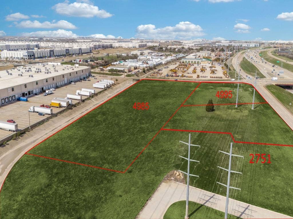 2751 S State Highway 161 Freeway, Irving, TX 75062 View of property location featuring property parcel outlined