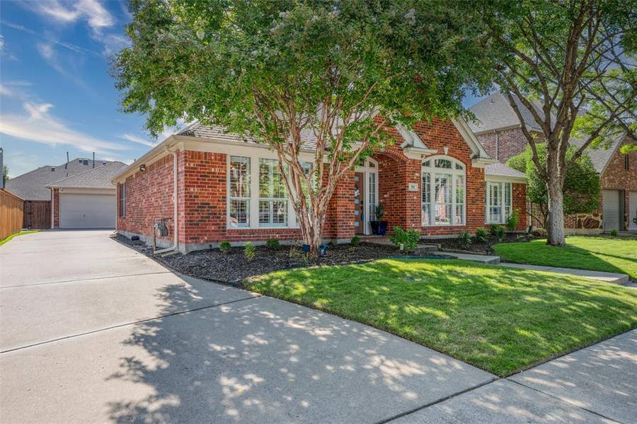 Property photo for 912 Thimbleberry Drive, McKinney, TX