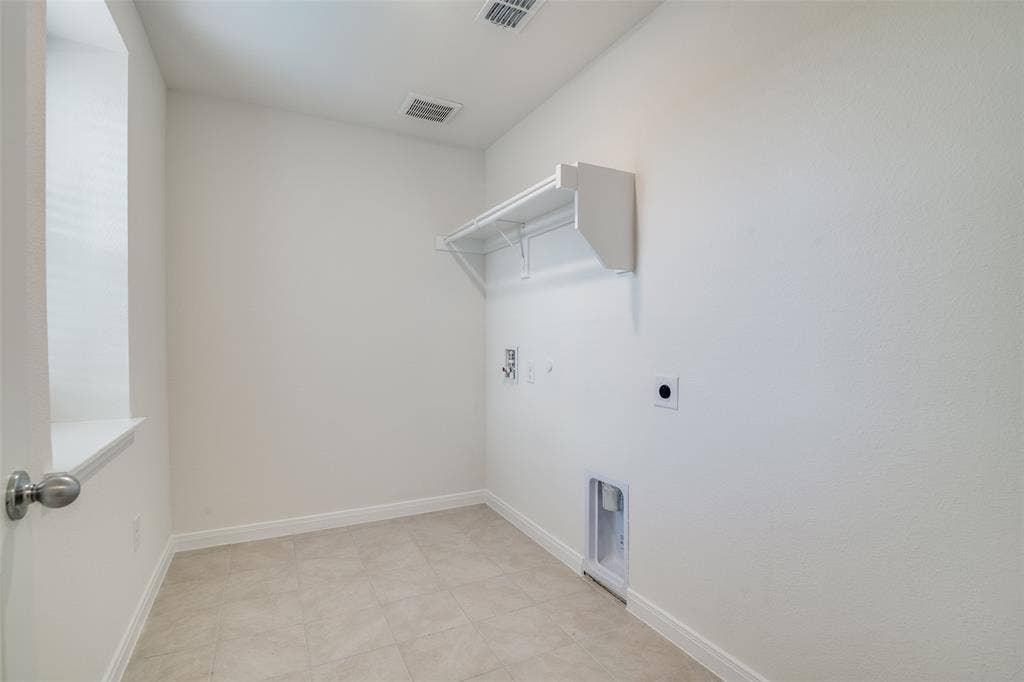 4046 Bedford Drive, Crandall, TX 75114