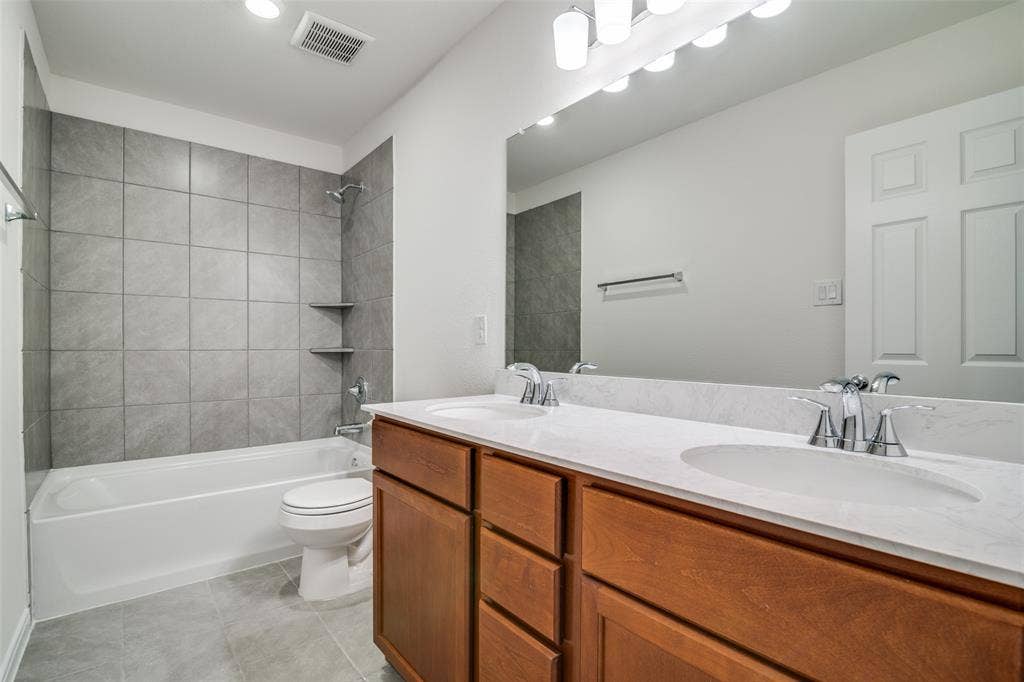 4046 Bedford Drive, Crandall, TX 75114