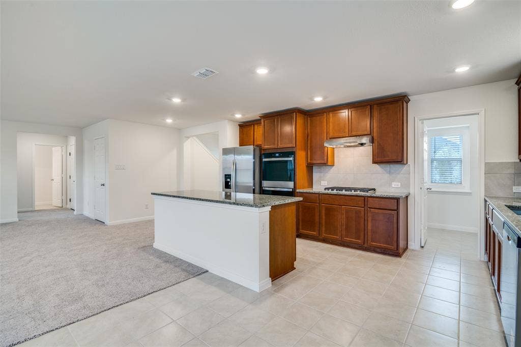 4046 Bedford Drive, Crandall, TX 75114