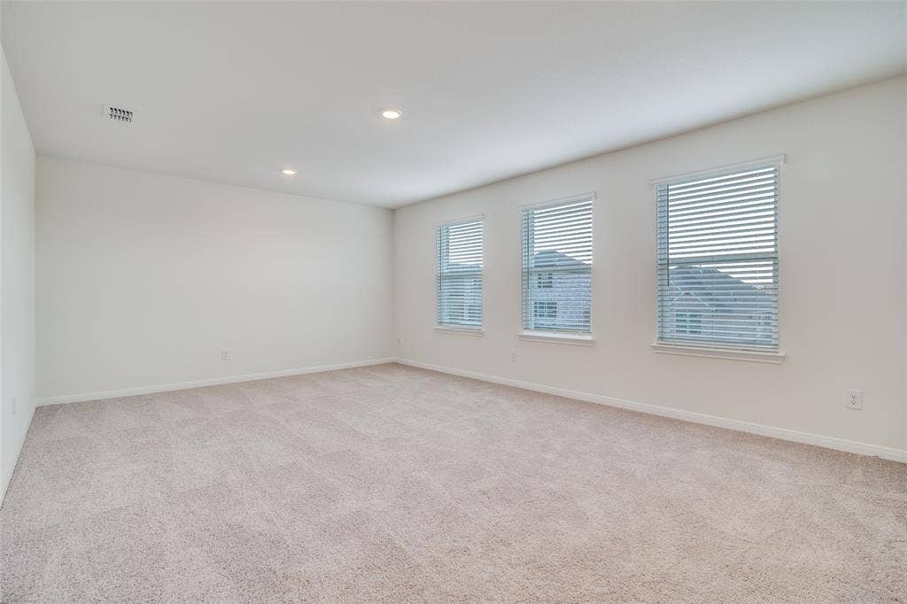 4046 Bedford Drive, Crandall, TX 75114
