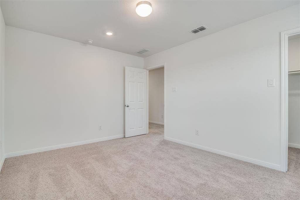 4046 Bedford Drive, Crandall, TX 75114