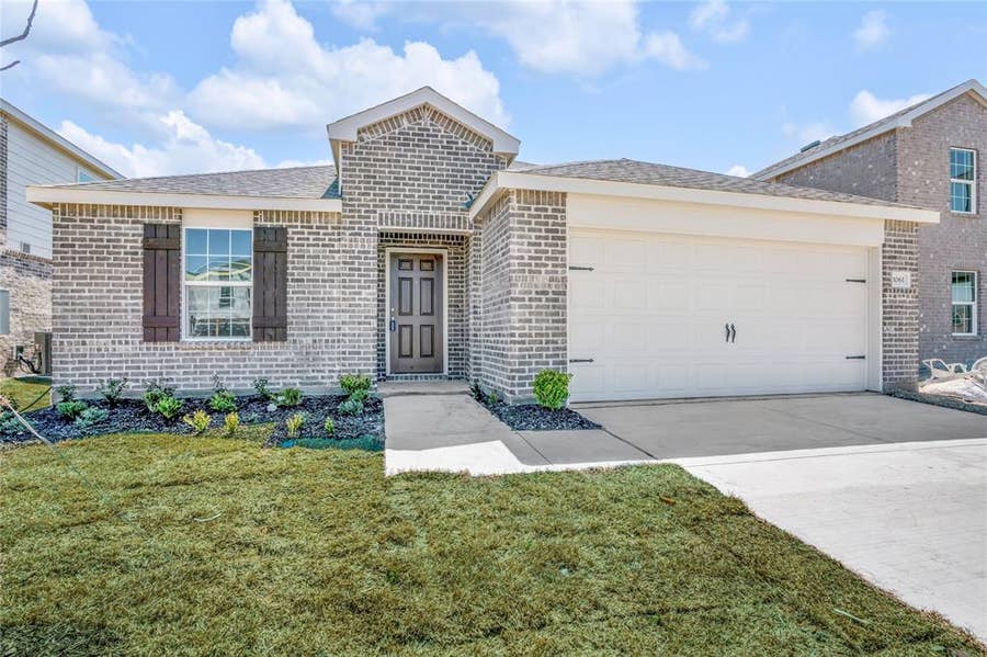 Property photo for 1061 Castroville Drive, Forney, TX
