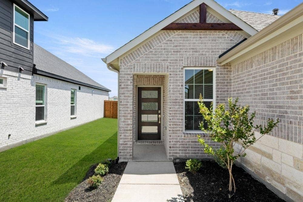 1405 Grove Pond Road, Forney, TX 75126 05. 1405 Grove Pond - Ext. Entry