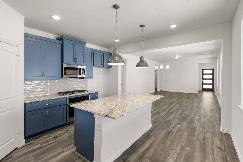 1405 Grove Pond Road, Forney, TX 75126 19. 1405 Grove Pond - Kitchen (4)