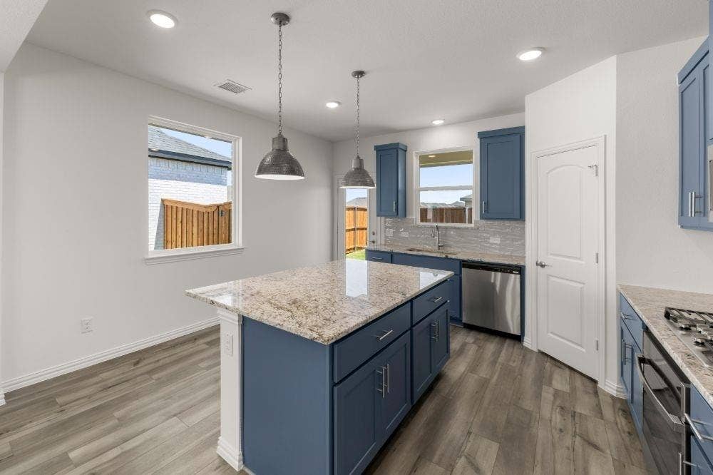 1405 Grove Pond Road, Forney, TX 75126 17. 1405 Grove Pond - Kitchen (2)